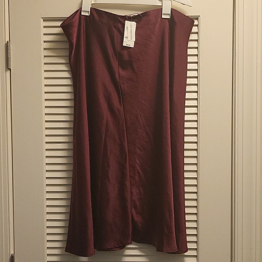 Bar111 Plus Size Mid Skirt